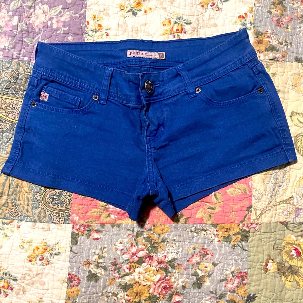 JUST USA BRIGHT BLUE SIZE SMALL SHORTS